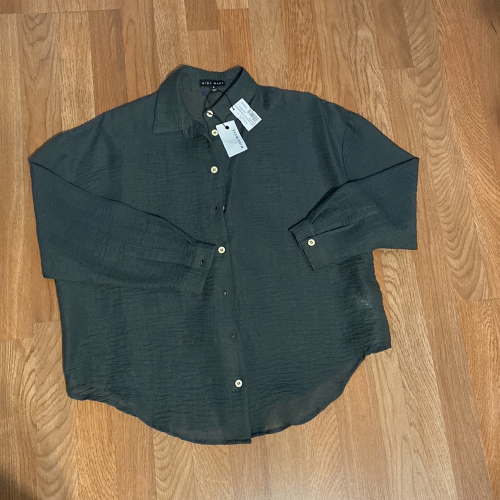 Button up blouse - Picture 3 of 7